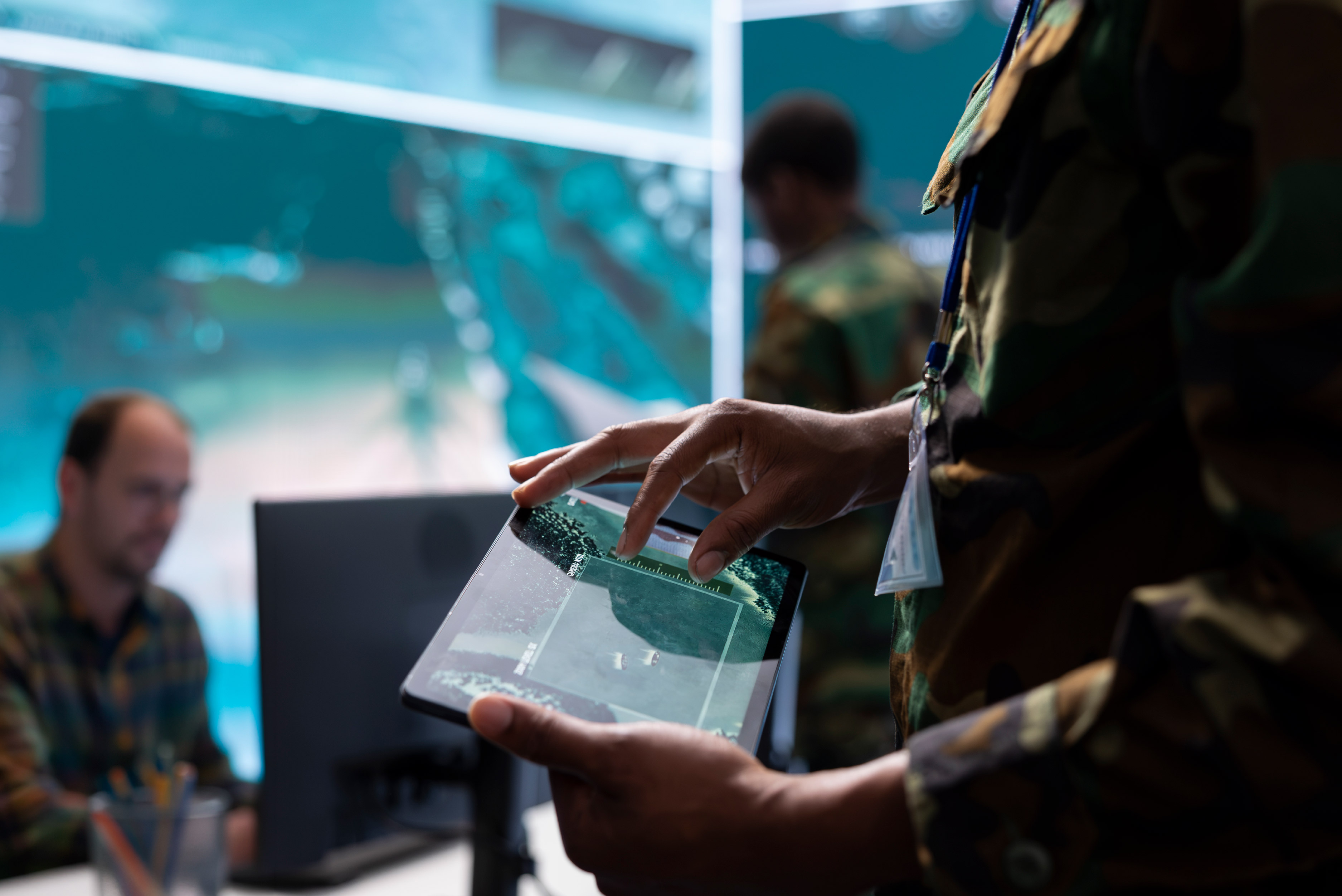 La transformación digital de las Fuerzas Armadas: tecnología, personas y decisión